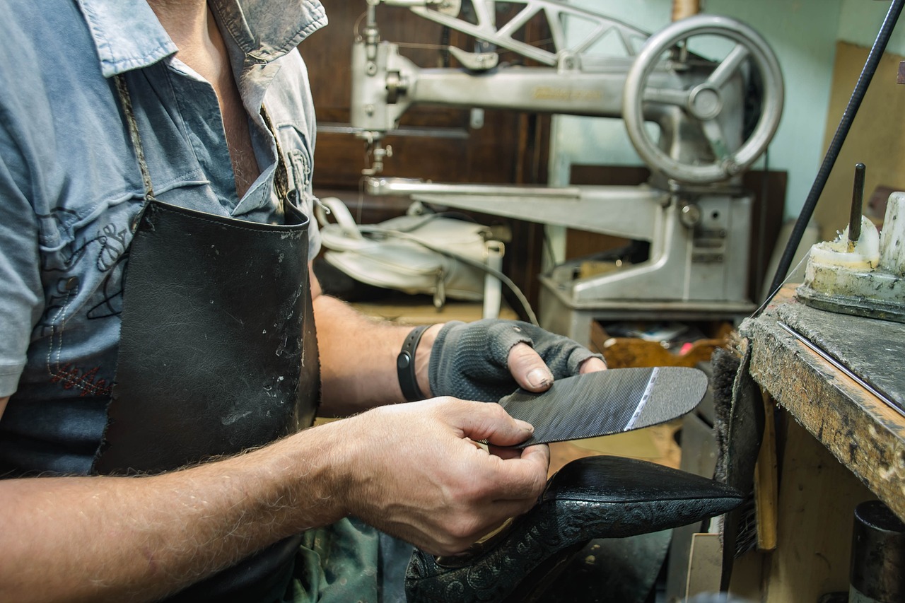 Turning Broken Furniture into Decorative Pieces